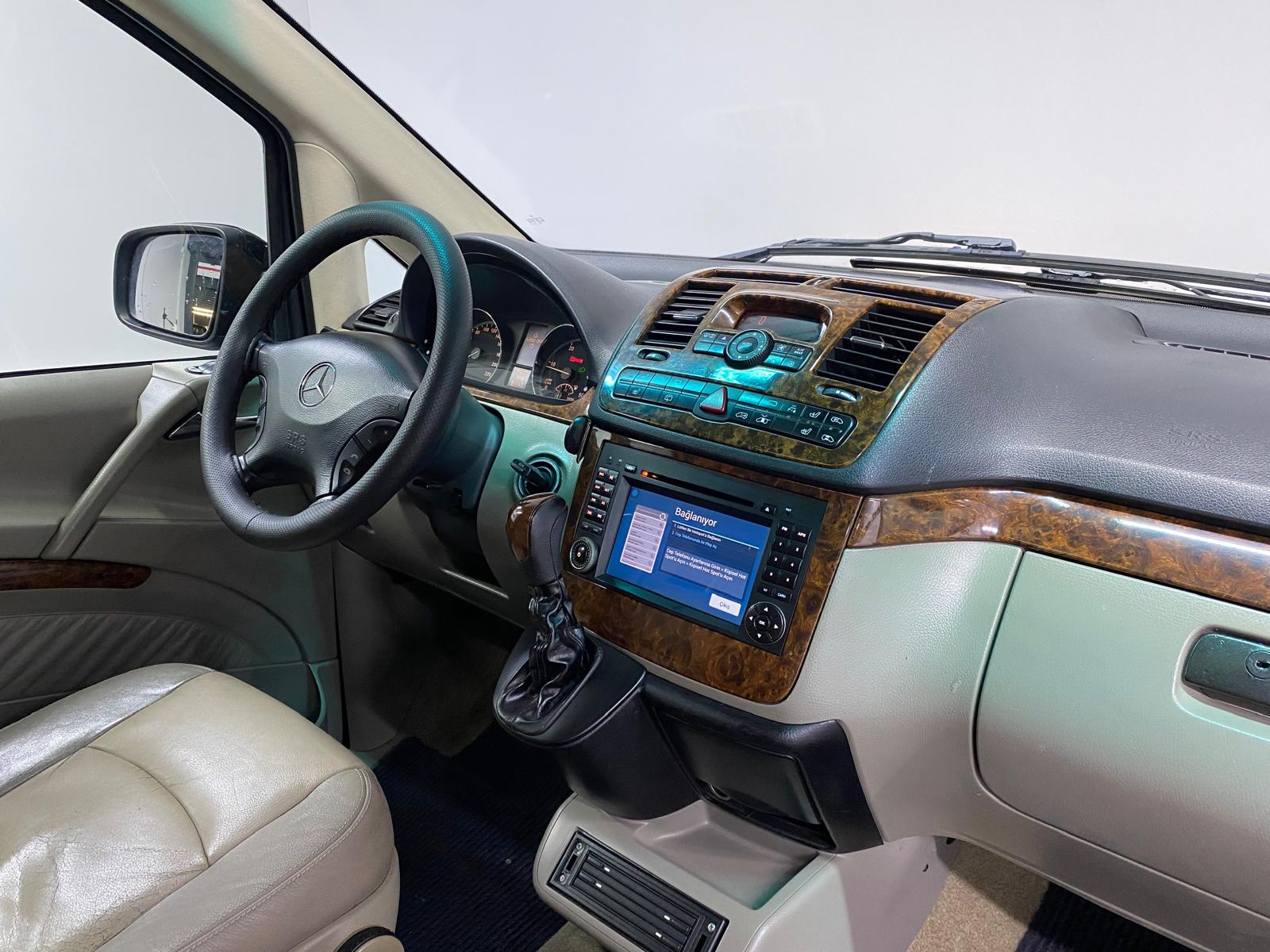 MERCEDES VIANO 19